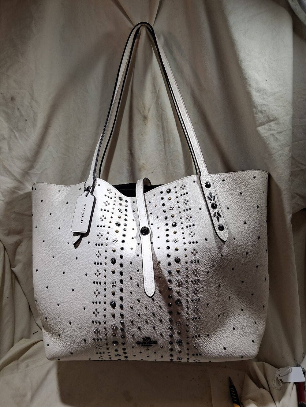 Coach all pebbled leather bandana rivet market tote